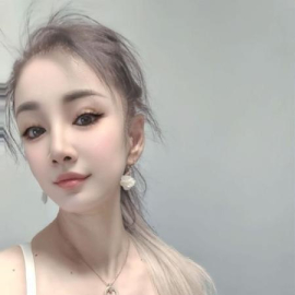 东湖肤白巨乳御姐