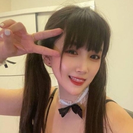 双马尾邻家姑娘晓晓