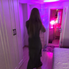 艹翻小穴巨紧少妇